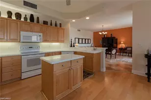 451 Bayfront Pl, Naples, FL 34102 - Photo 7