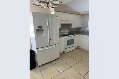 305 NE 27th St, Cape Coral, FL 33909 - Photo 7