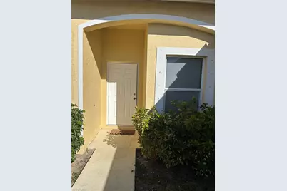 305 NE 27th St, Cape Coral, FL 33909 - Photo 1