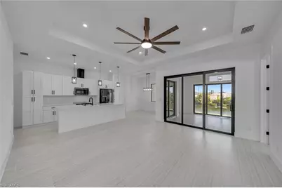 318 NW 9th St, Cape Coral, FL 33993 - Photo 11