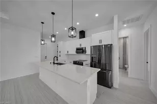 318 NW 9th St, Cape Coral, FL 33993 - Photo 13