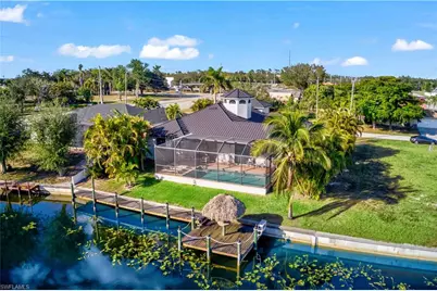 106 SE 5th St, Cape Coral, FL 33990 - Photo 11