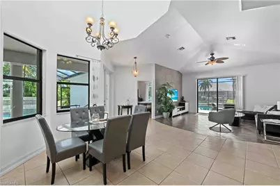 106 SE 5th St, Cape Coral, FL 33990 - Photo 27