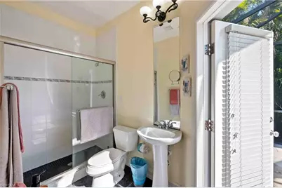 106 SE 5th St, Cape Coral, FL 33990 - Photo 21