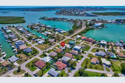 116 Capri Blvd, Naples, FL 34113 - Photo 7