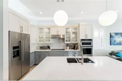 596 111th Ave N, Naples, FL 34108 - Photo 7