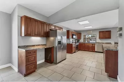 23239 Stelling Ave, Punta Gorda, FL 33980 - Photo 9