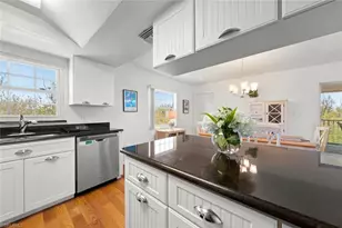 490 Marian Rd, Sanibel, FL 33957 - Photo 11