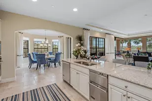 2538 Marquesa Royale Ln, Naples, FL 34109 - Photo 5