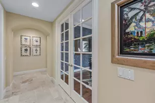 2538 Marquesa Royale Ln, Naples, FL 34109 - Photo 23