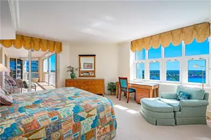 4021 Gulf Shore Blvd N, Naples, FL 34103 - Photo 13