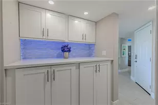 589 Beachwalk Cir, Naples, FL 34108 - Photo 31