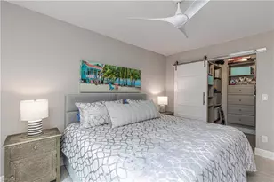 589 Beachwalk Cir, Naples, FL 34108 - Photo 29