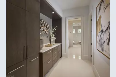 2075 Gordon Dr E, Naples, FL 34102 - Photo 19