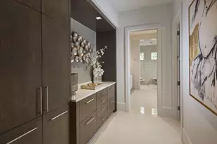 2075 Gordon Dr E, Naples, FL 34102 - Photo 19