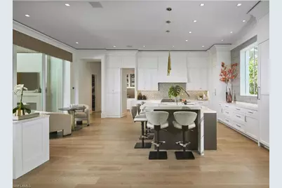 2075 Gordon Dr E, Naples, FL 34102 - Photo 5