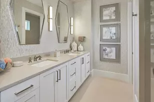 2075 Gordon Dr E, Naples, FL 34102 - Photo 31