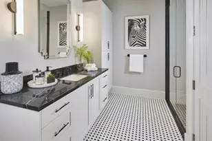 2075 Gordon Dr E, Naples, FL 34102 - Photo 29