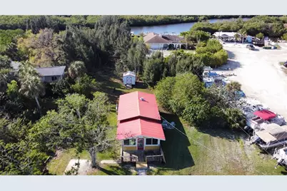 18446 Creek Dr, Fort Myers, FL 33908 - Photo 3