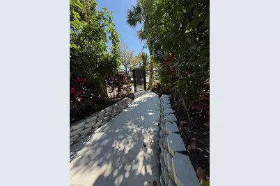 934 Egrets Run #204, Naples, FL 34108 - Photo 25