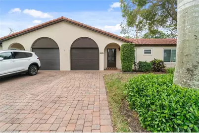 1094 Forest Lakes Dr, Naples, FL 34105 - Photo 3