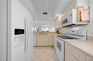 255 Periwinkle Way, Sanibel, FL 33957 - Photo 15