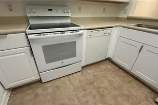 8484 Bernwood Cove Loop, Fort Myers, FL 33966 - Photo 15