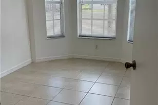 8484 Bernwood Cove Loop, Fort Myers, FL 33966 - Photo 17