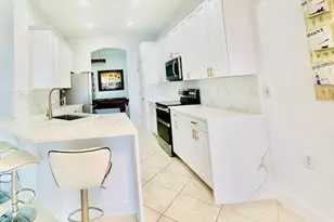 10085 Valiant Ct, Miromar Lakes, FL 33913 - Photo 5