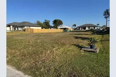 109 NE 23rd St, Cape Coral, FL 33909 - Photo 1