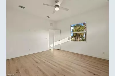 103 NW 9th St, Cape Coral, FL 33993 - Photo 13