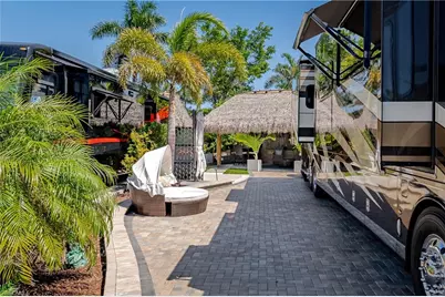 13570 Snapper Ln, Naples, FL 34114 - Photo 15