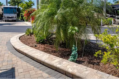13570 Snapper Ln, Naples, FL 34114 - Photo 25