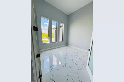 820 NW 28th Ave, Cape Coral, FL 33993 - Photo 5