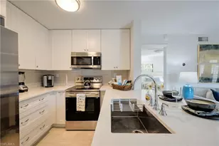 655 8th Ave S, Naples, FL 34102 - Photo 3