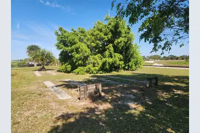 1159 Daniels Rd #74, Moore Haven, FL 33471 - Photo 27