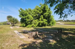 1159 Daniels Rd, Moore Haven, FL 33471 - Photo 27