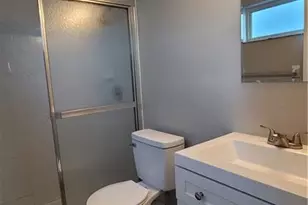 425 SW 47th Terrace, Cape Coral, FL 33914 - Photo 23