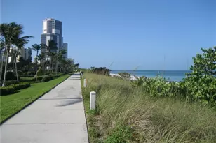 4170 Crayton Rd, Naples, FL 34103 - Photo 5