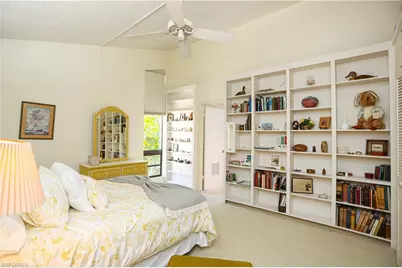 550 3rd Ave N, Naples, FL 34102 - Photo 31