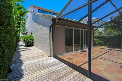 550 3rd Ave N, Naples, FL 34102 - Photo 47