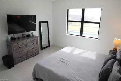 11162 Addison Lake Cir, Fort Myers, FL 33966 - Photo 9