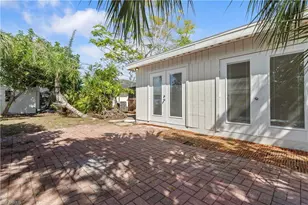 8925 Dorchester St, Fort Myers, FL 33907 - Photo 13