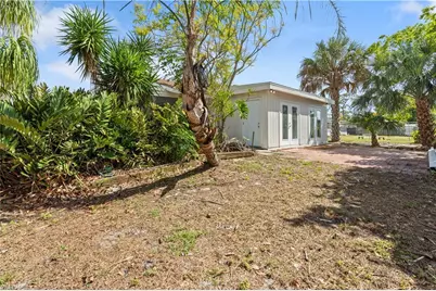8925 Dorchester St, Fort Myers, FL 33907 - Photo 29