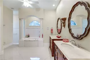 914 Spanish Moss Trail, Naples, FL 34108 - Photo 31