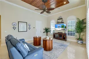 914 Spanish Moss Trail, Naples, FL 34108 - Photo 25