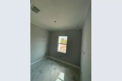 707 Ledge St, Lehigh Acres, FL 33972 - Photo 13