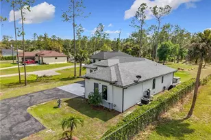 4160 10th Ave NE, Naples, FL 34120 - Photo 7