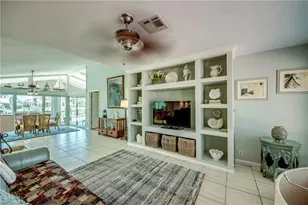 1707 SE 45th St, Cape Coral, FL 33904 - Photo 7