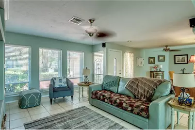 1707 SE 45th St, Cape Coral, FL 33904 - Photo 9